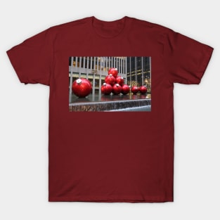 NYC Christmas Ball Ornaments T-Shirt